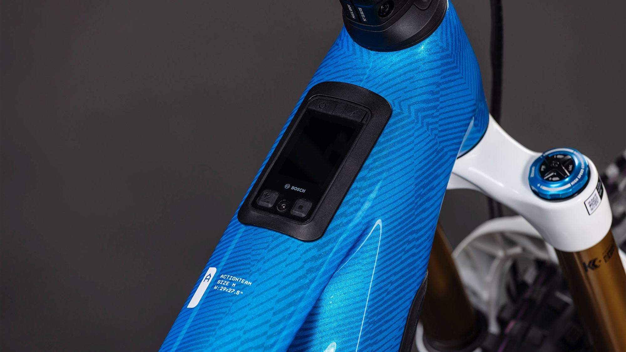 CUBE STEREO HYBRID ONE77 HPC AT 800 ACTIONTEAM image 2