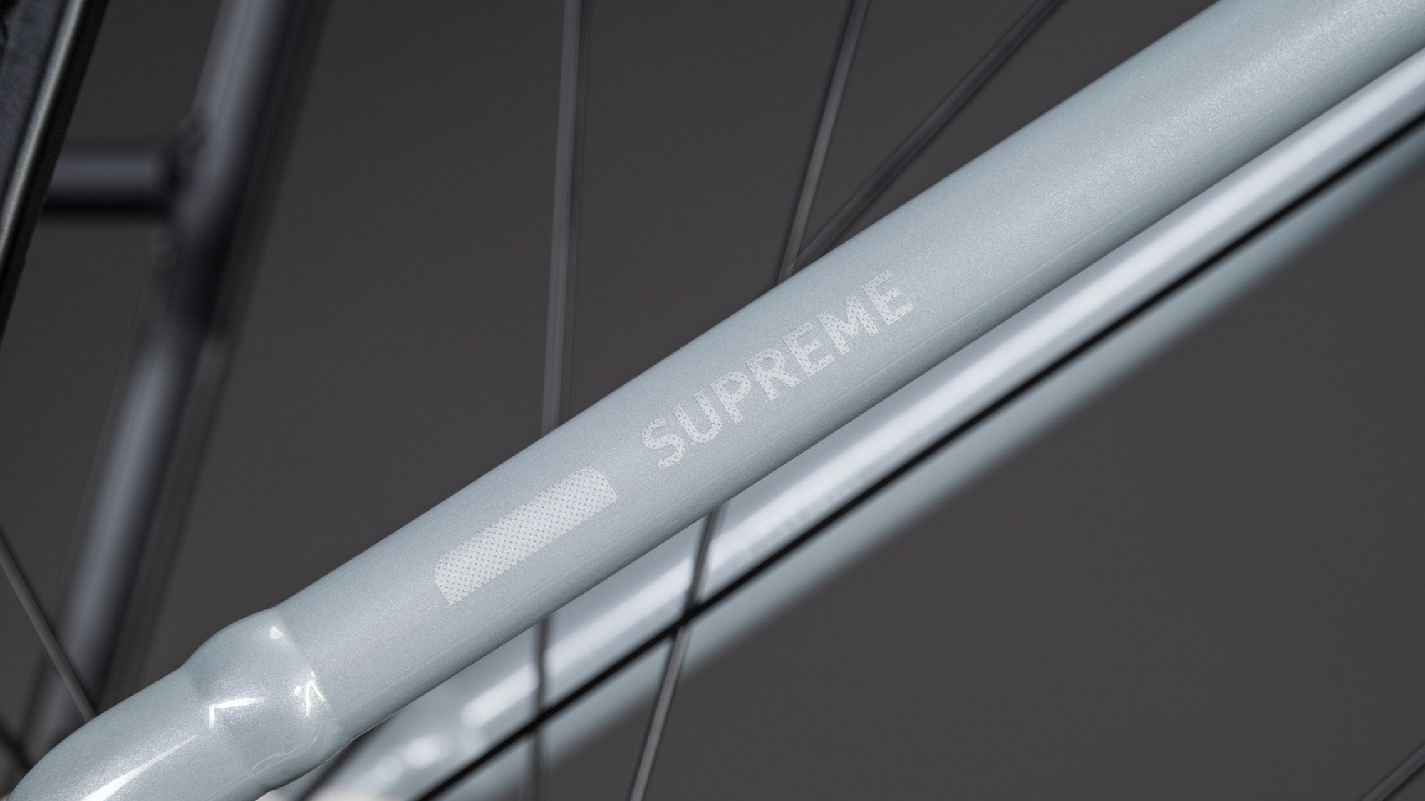 CUBE SUPREME HYBRID COMFORT ONE 600 FOGGREY/REFLEX image 5