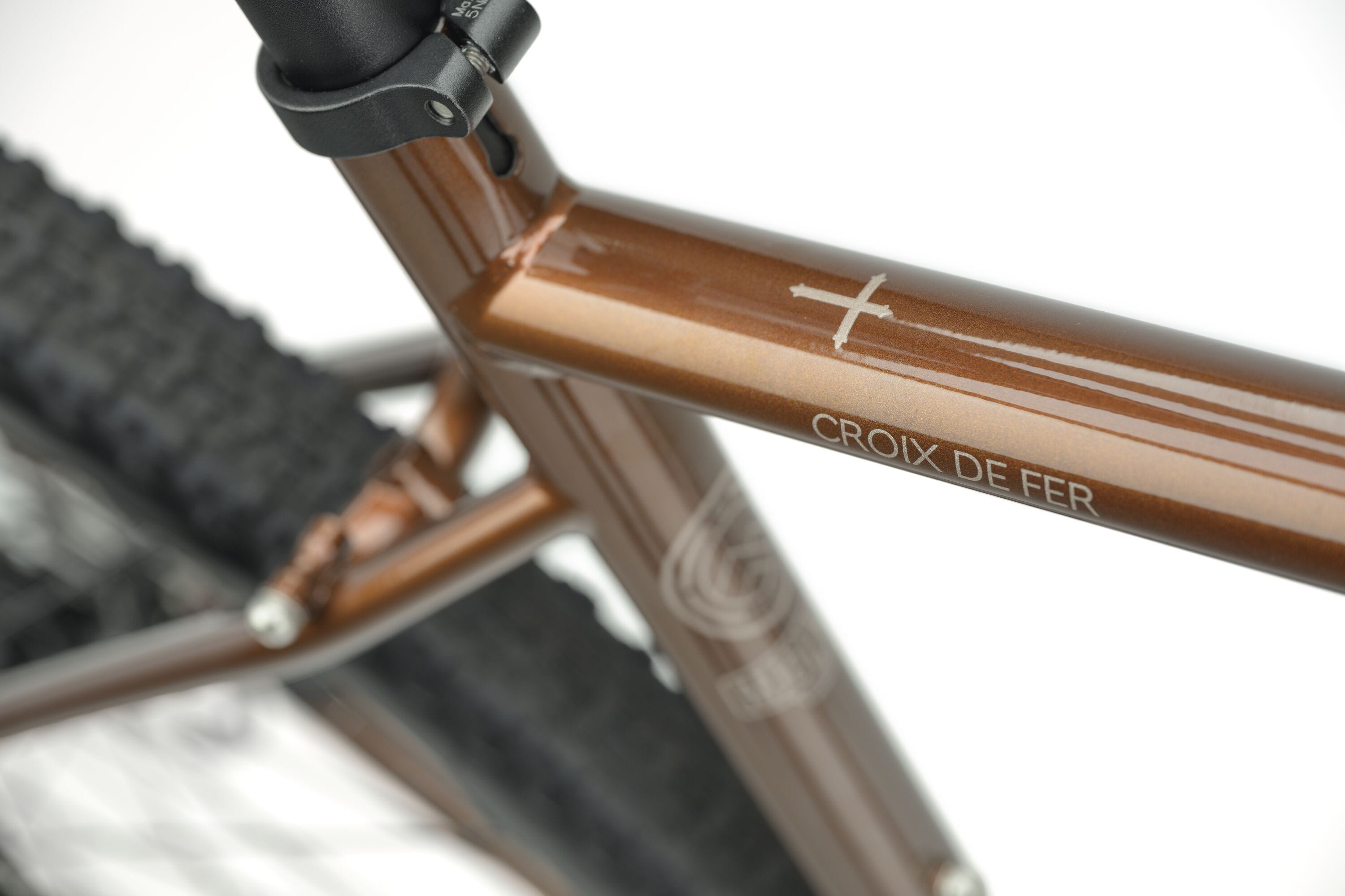 Genesis Croix de Fer 10 Gravel Bike 2026 with Shimano Cues 2x9-Speed Drivetrain