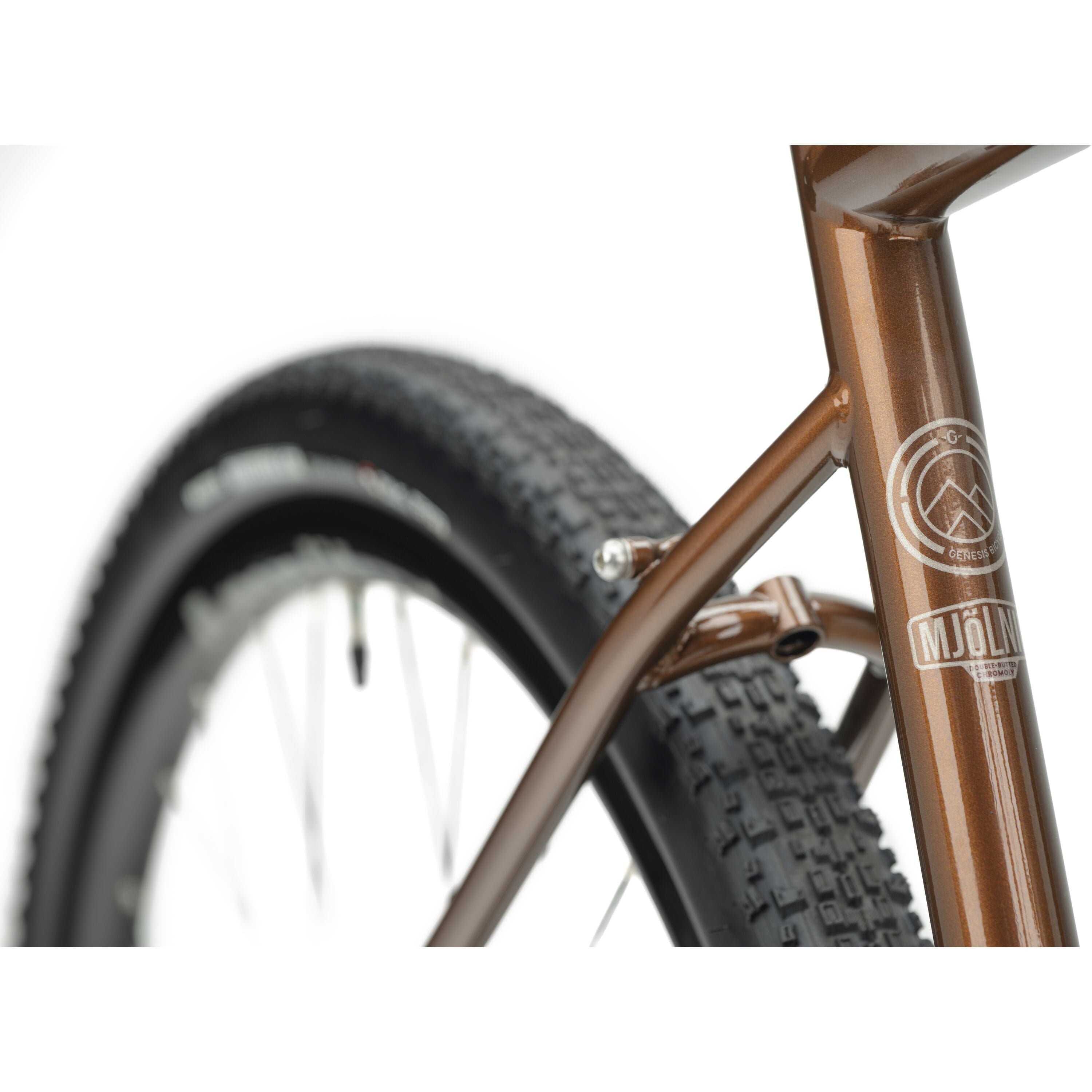 Genesis Croix de Fer 10 Gravel Bike 2026 with Shimano Cues 2x9-Speed Drivetrain
