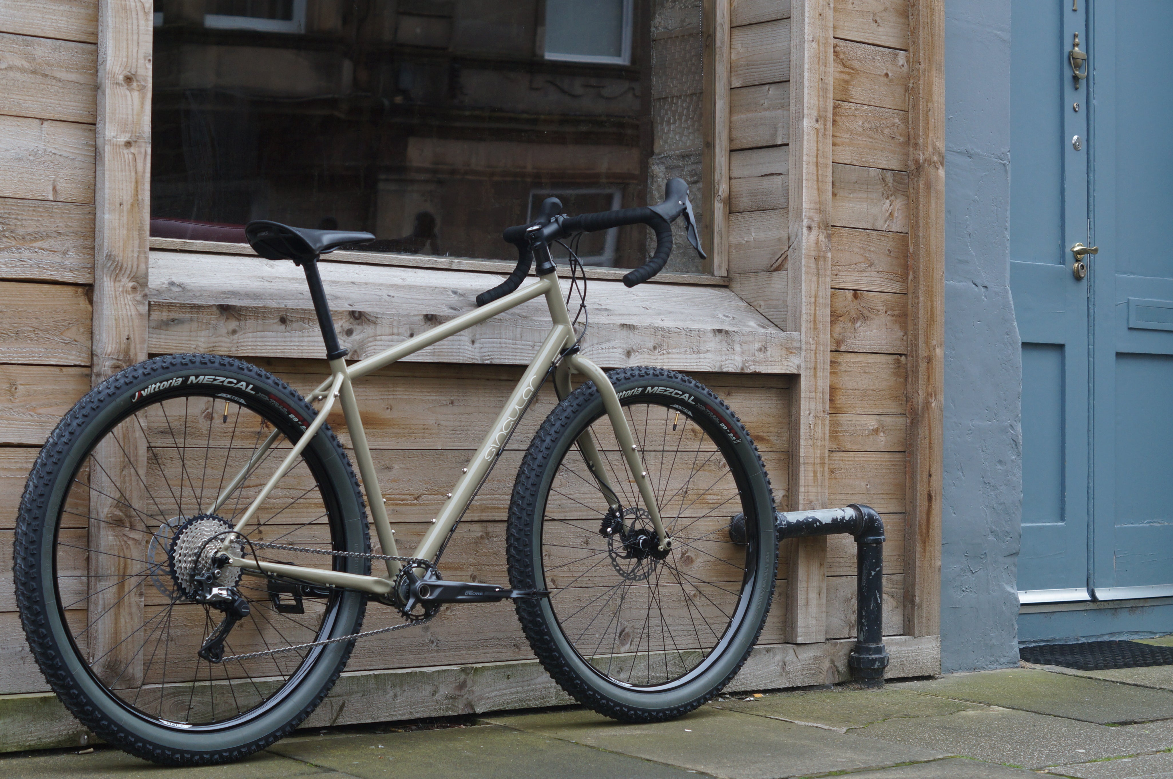 Custom Build - Singular Gryphon