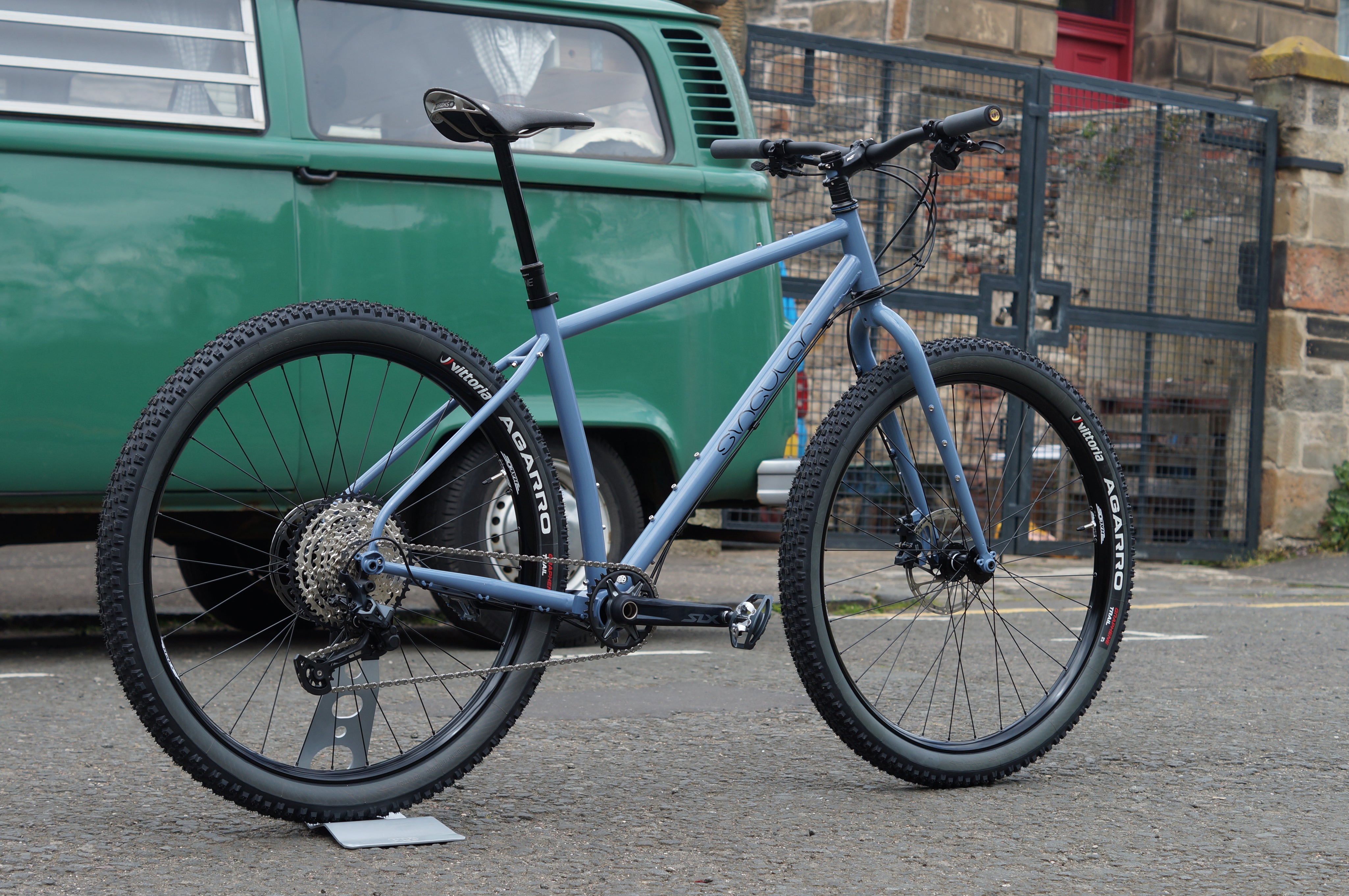 Custom build - Singular Gryphon