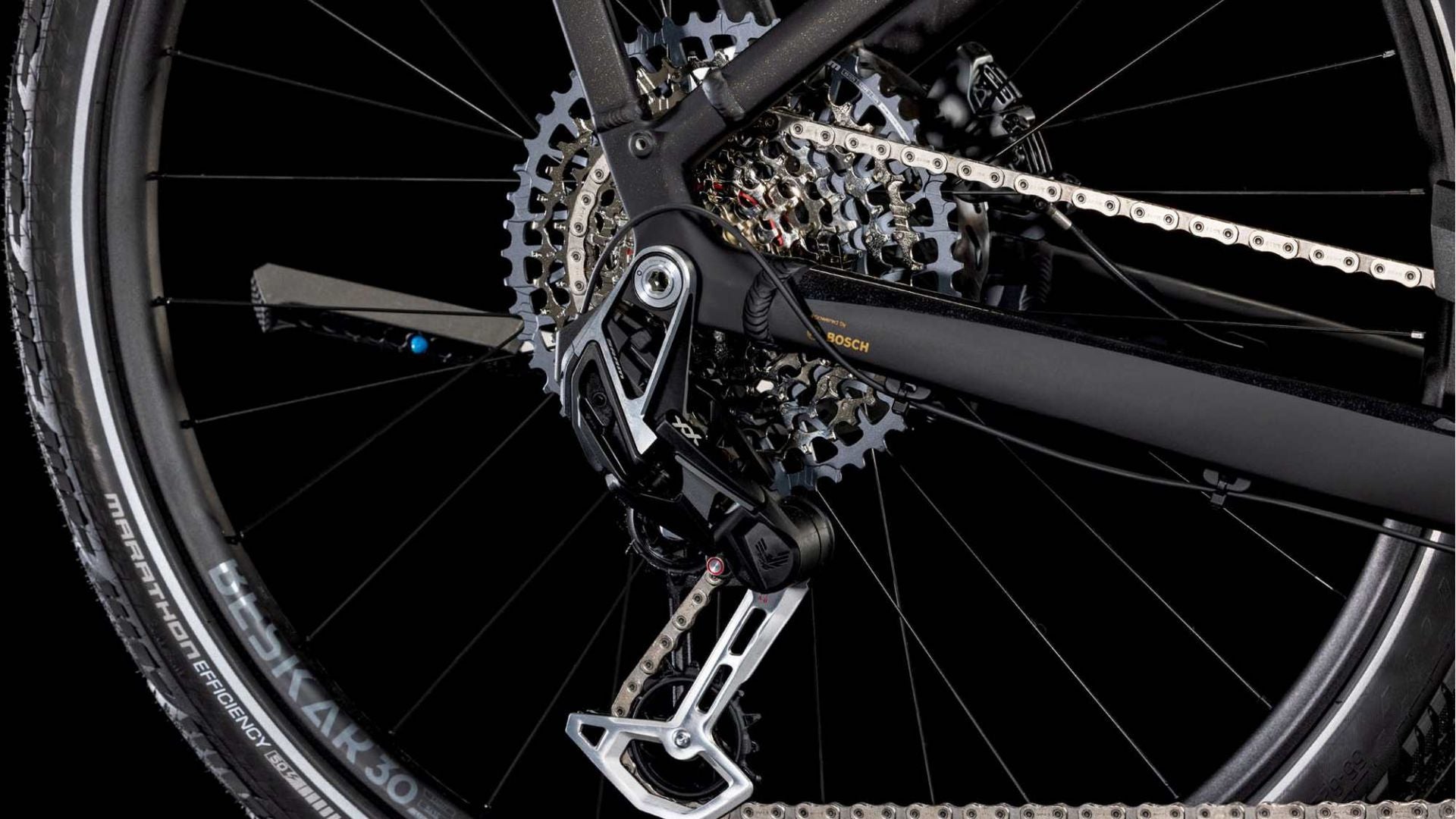 CUBE KATHMANDU HYBRID SLT 800 GOLDDUST/BLACK