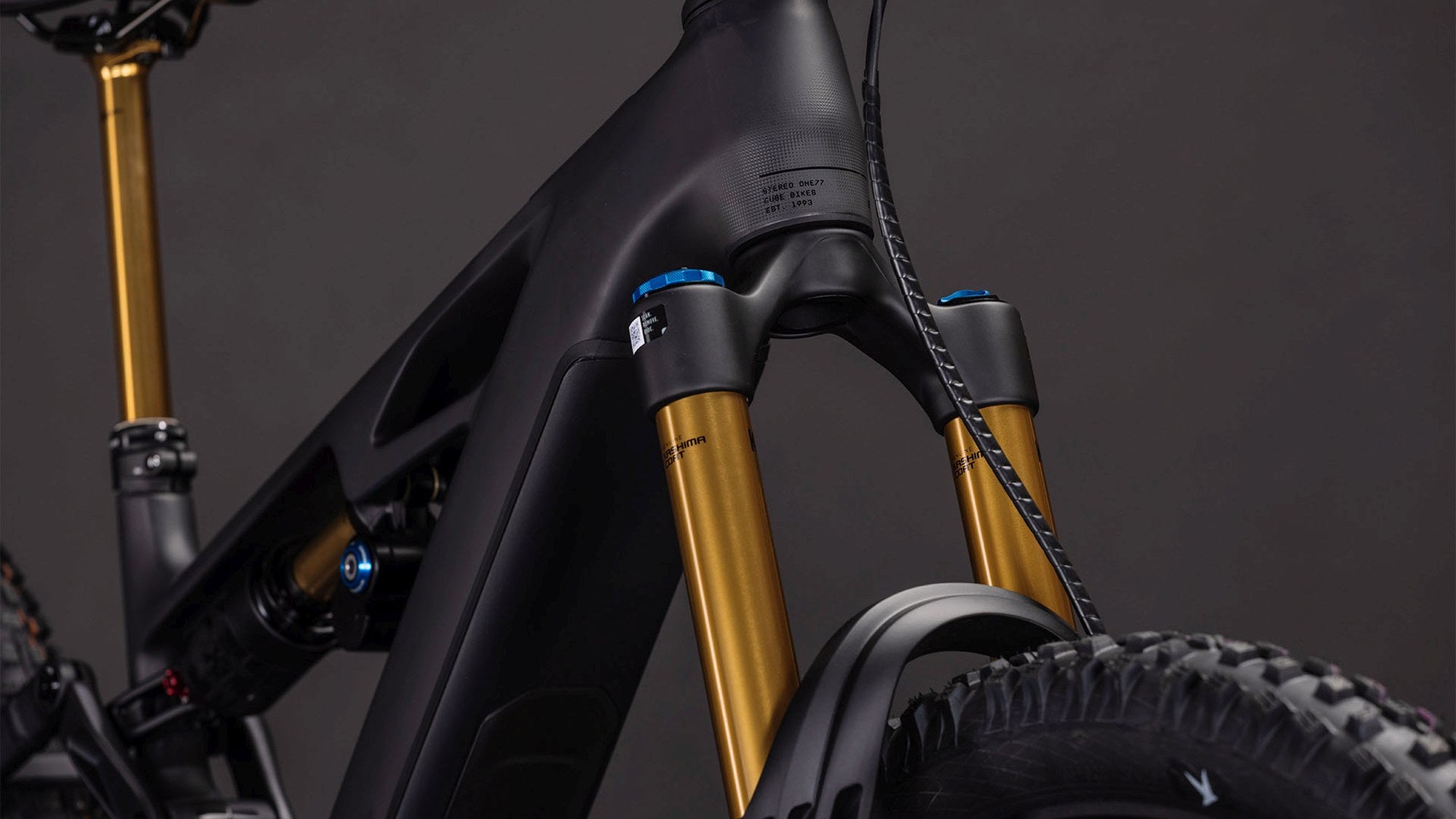 CUBE STEREO HYBRID ONE77 HPC AT 800 CARBON/GOLD image 7