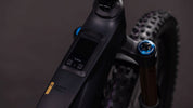 CUBE AMS HYBRID ONE77 C:62 AT 600X CARBON/GOLD image 2
