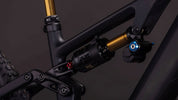 CUBE AMS HYBRID ONE77 C:62 AT 600X CARBON/GOLD image 6