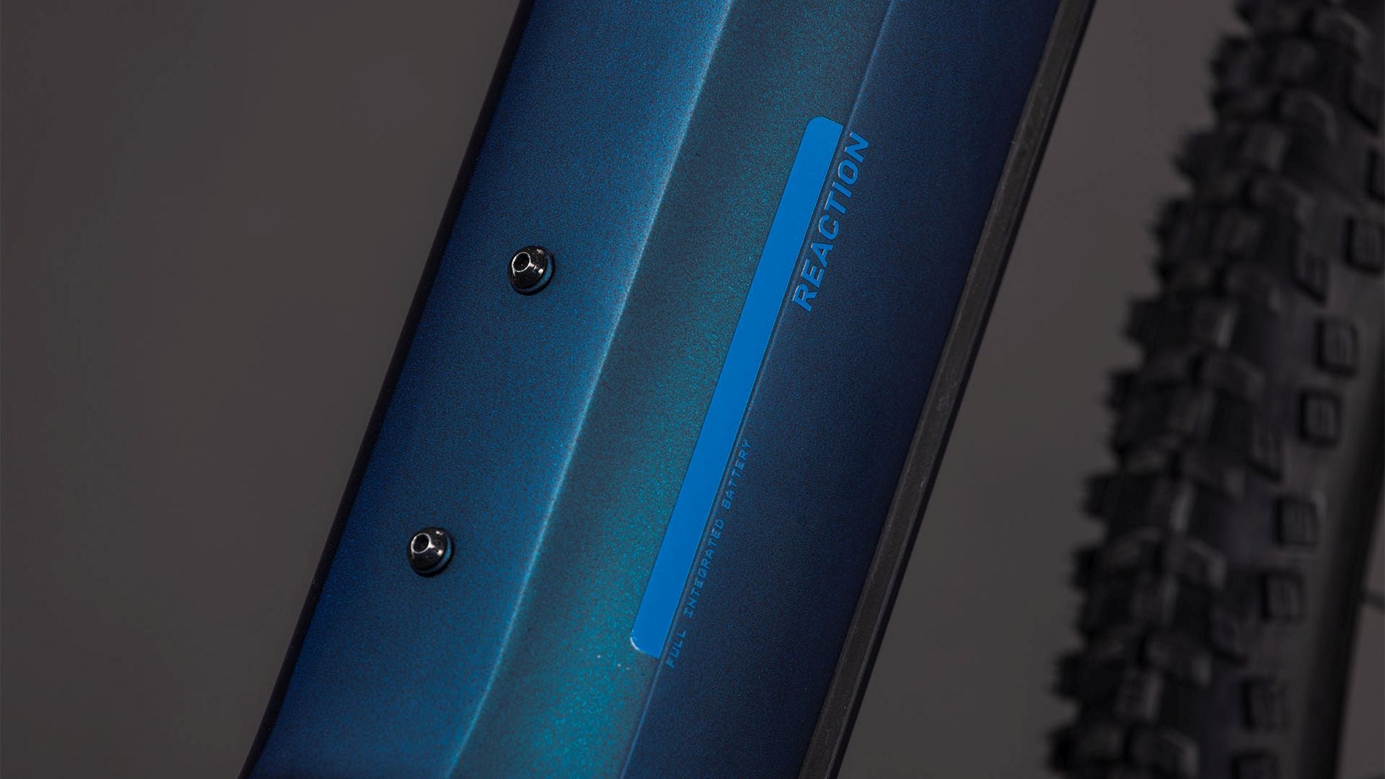 CUBE REACTION HYBRID PRO 800 NEBULAR/DAZZLE image 3