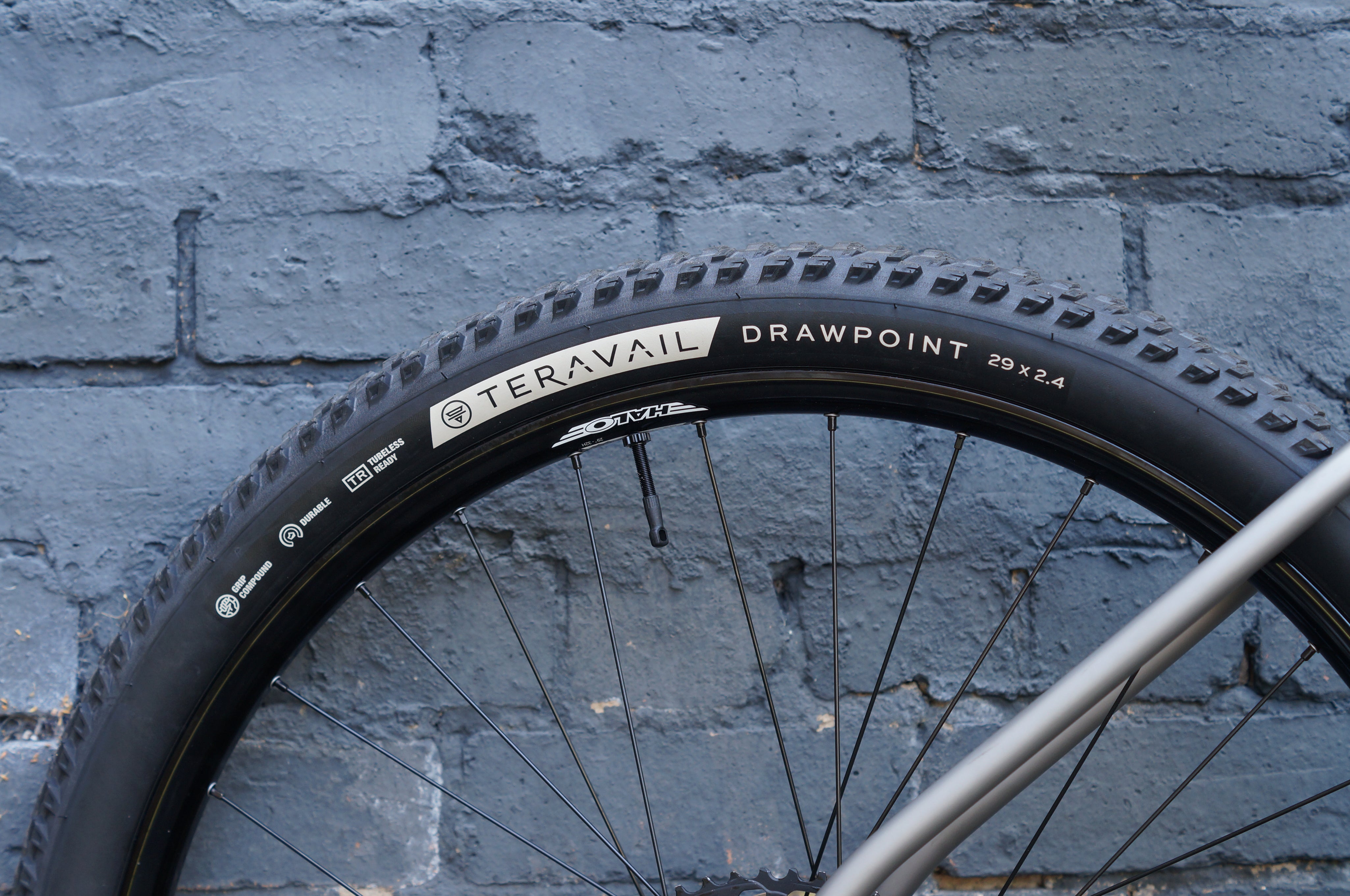 Gloria Titanium Mountain Bike - Stock Build