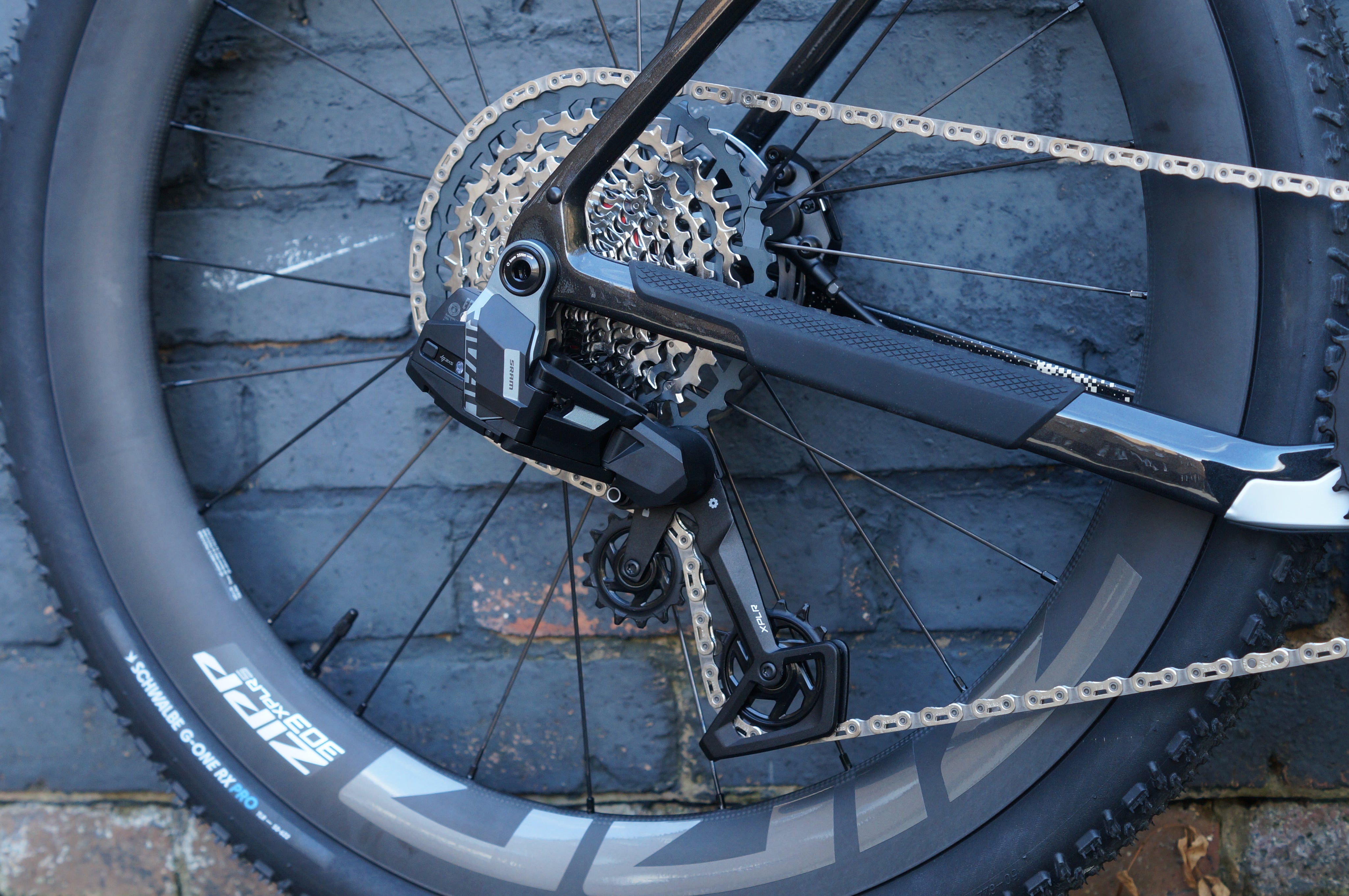 Hire - Argon 18 Dark Matter
