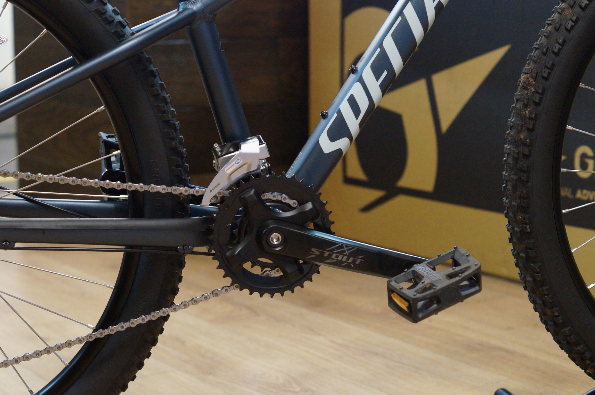 Specialized Rockhopper Hardtail Mountain Bike - Small