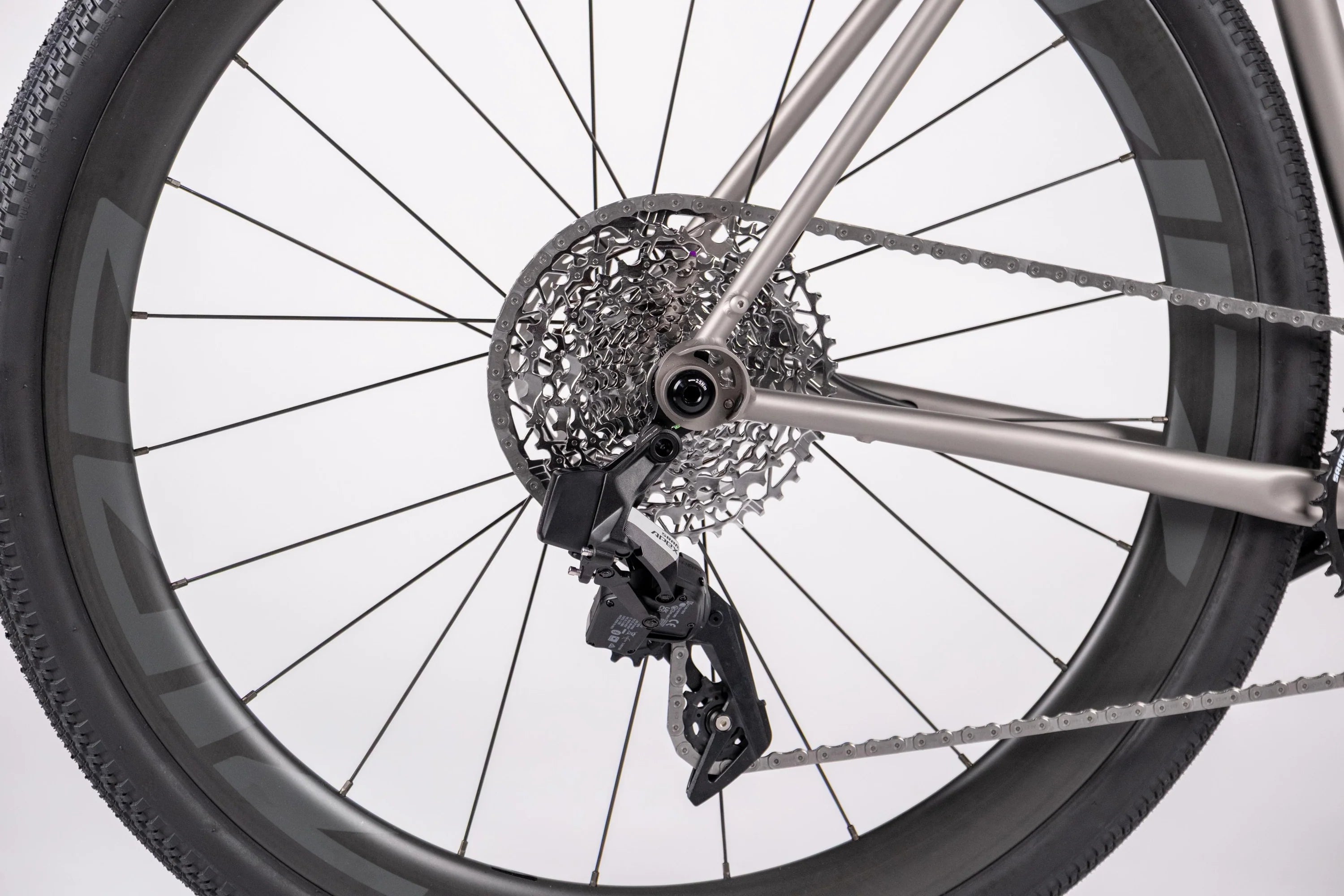 Gloria All Road - SRAM Apex AXS (Electronic Shifting) - Zipp Carbon Wheelset