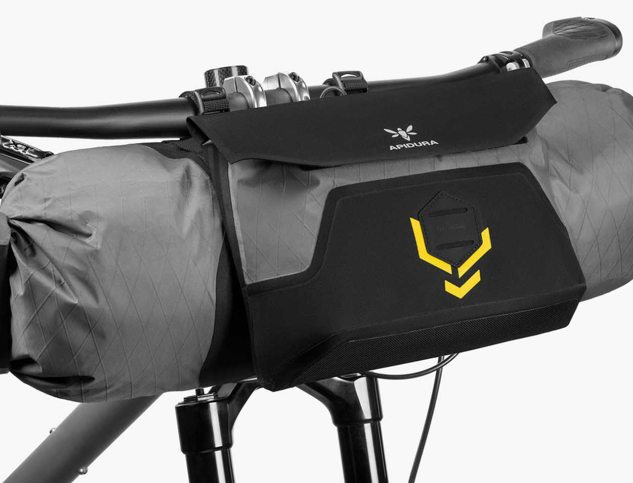 BACKCOUNTRY ACCESSORY POCKET (4L)