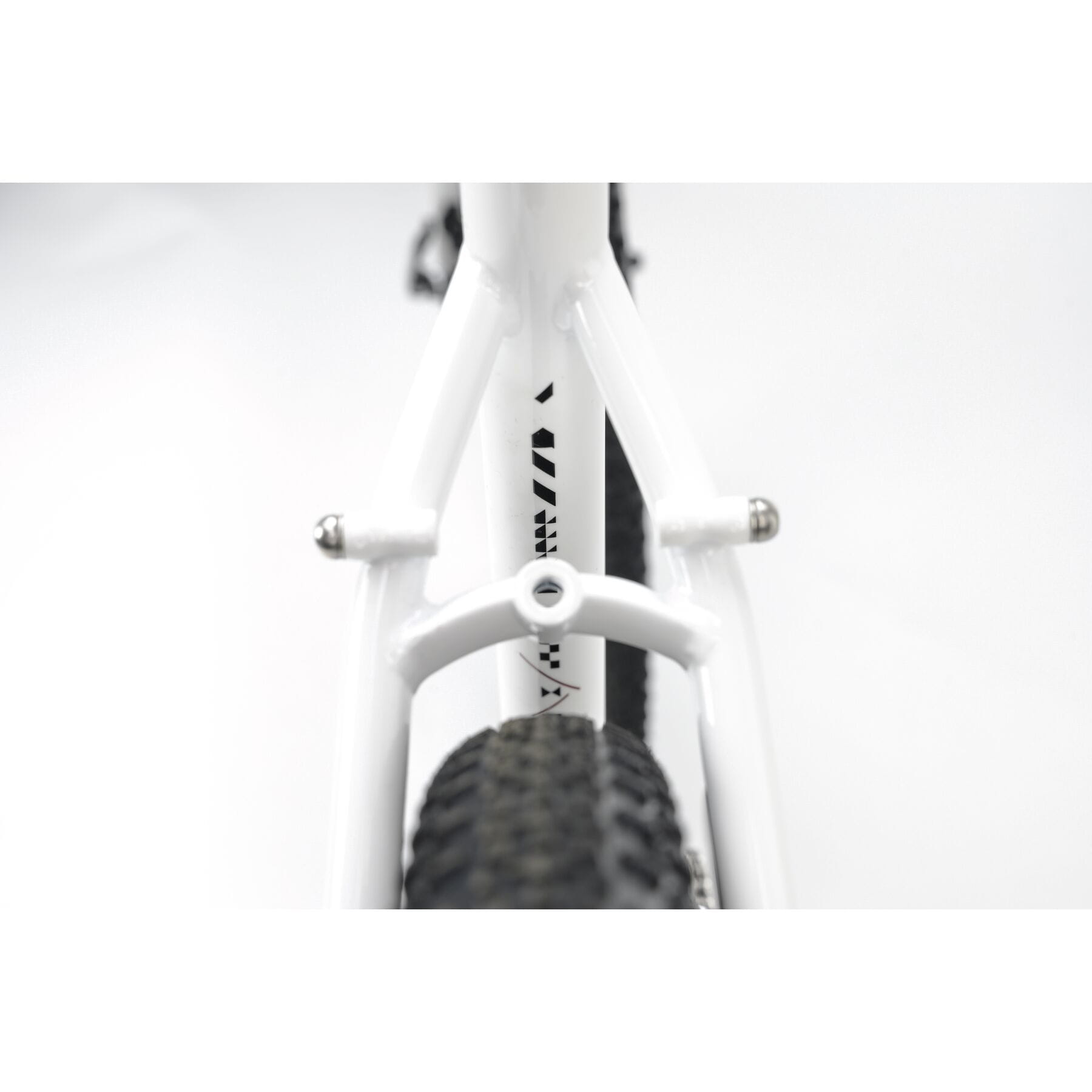 Genesis Croix De Fer 10